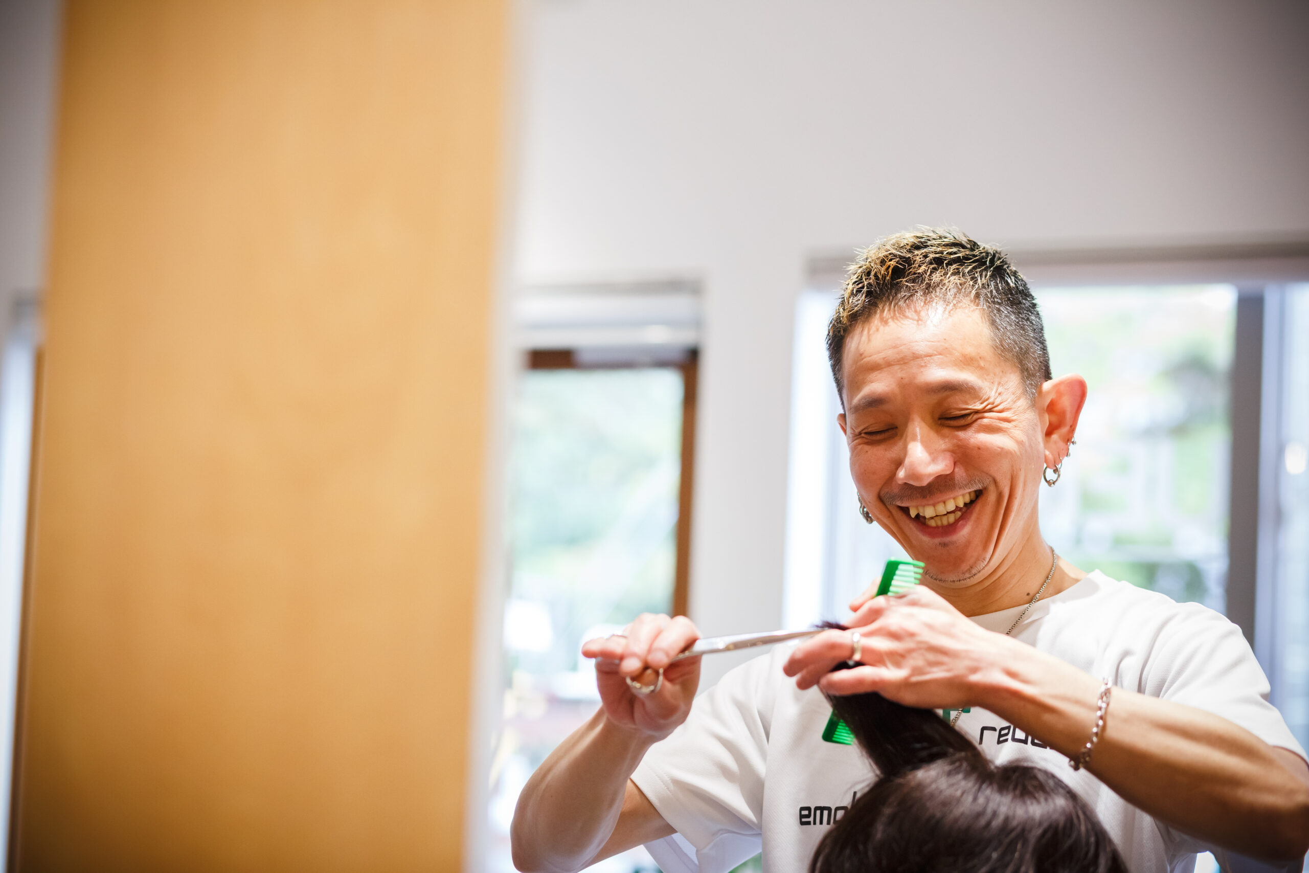 KEN HAIR/MAKE CLAPS代表